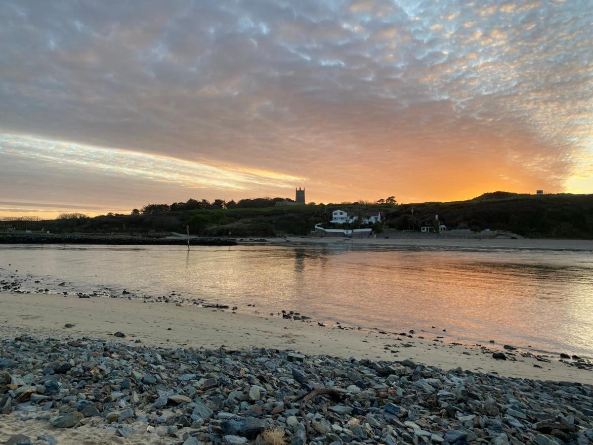 Bodriggy Barn Holiday Cottage Near St Ives Χέιλ Εξωτερικό φωτογραφία